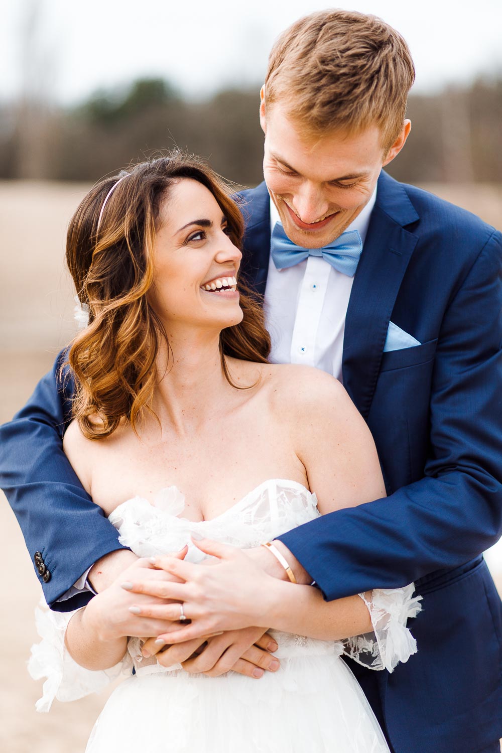 Boho Strand Hochzeit Inspiration mit Achat Scheiben: Brautpaarshooting - Stefanie Lange Hochzeitsfotografie