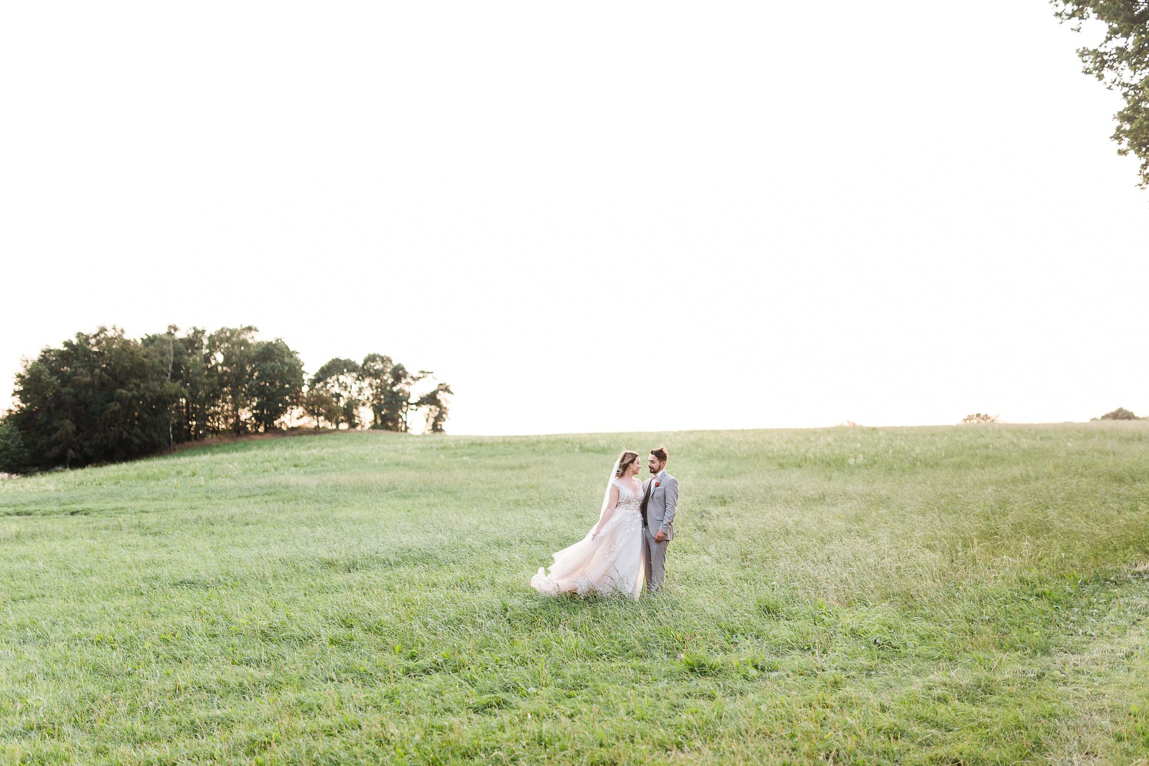Anna & Georgij: Hochzeitsshooting in Hamburg Rosengarten im Landhaus Westerhof - Stefanie Lange Hochzeitsfotografin